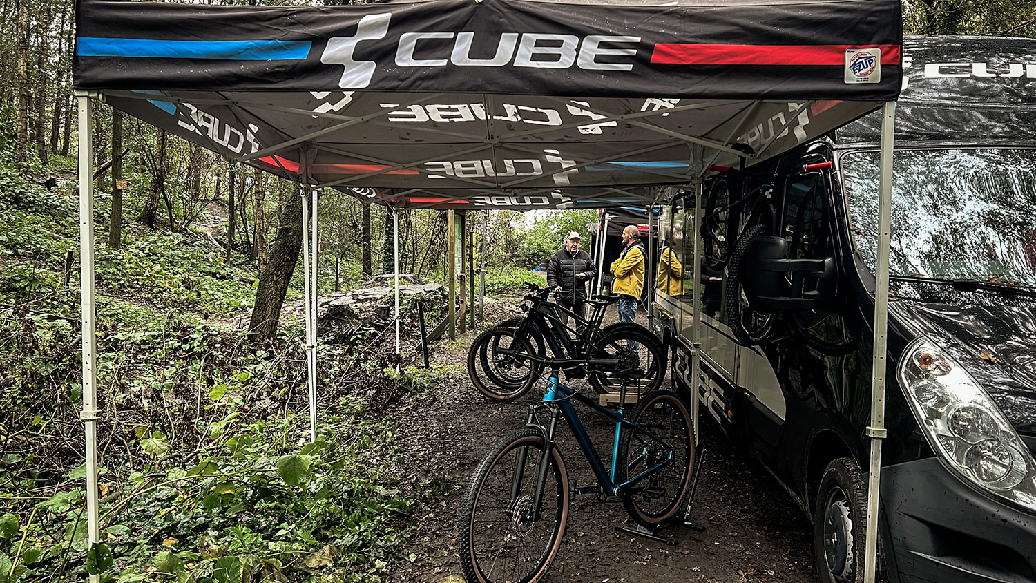 MTB-Route Fractury Dak van Netersel opent gloednieuwe Cube Rockslab