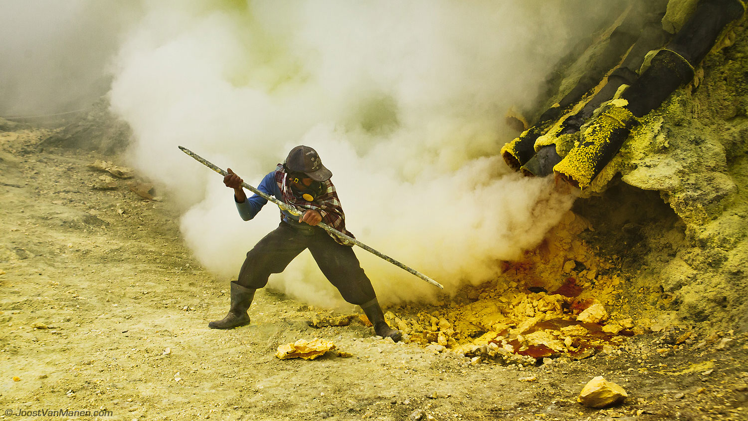 The Kawah Ijen is breathtaking