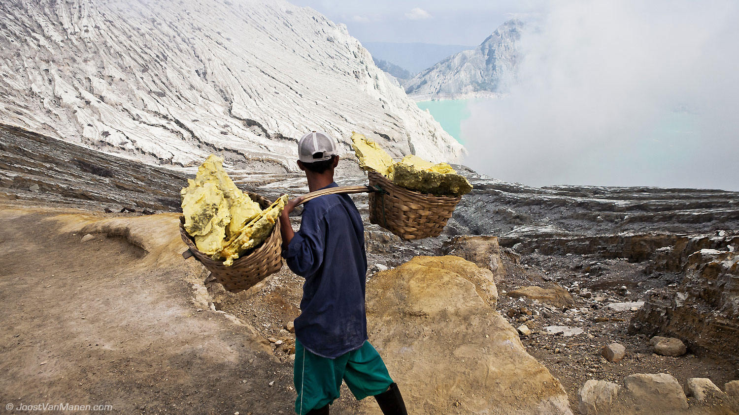 The Kawah Ijen is breathtaking