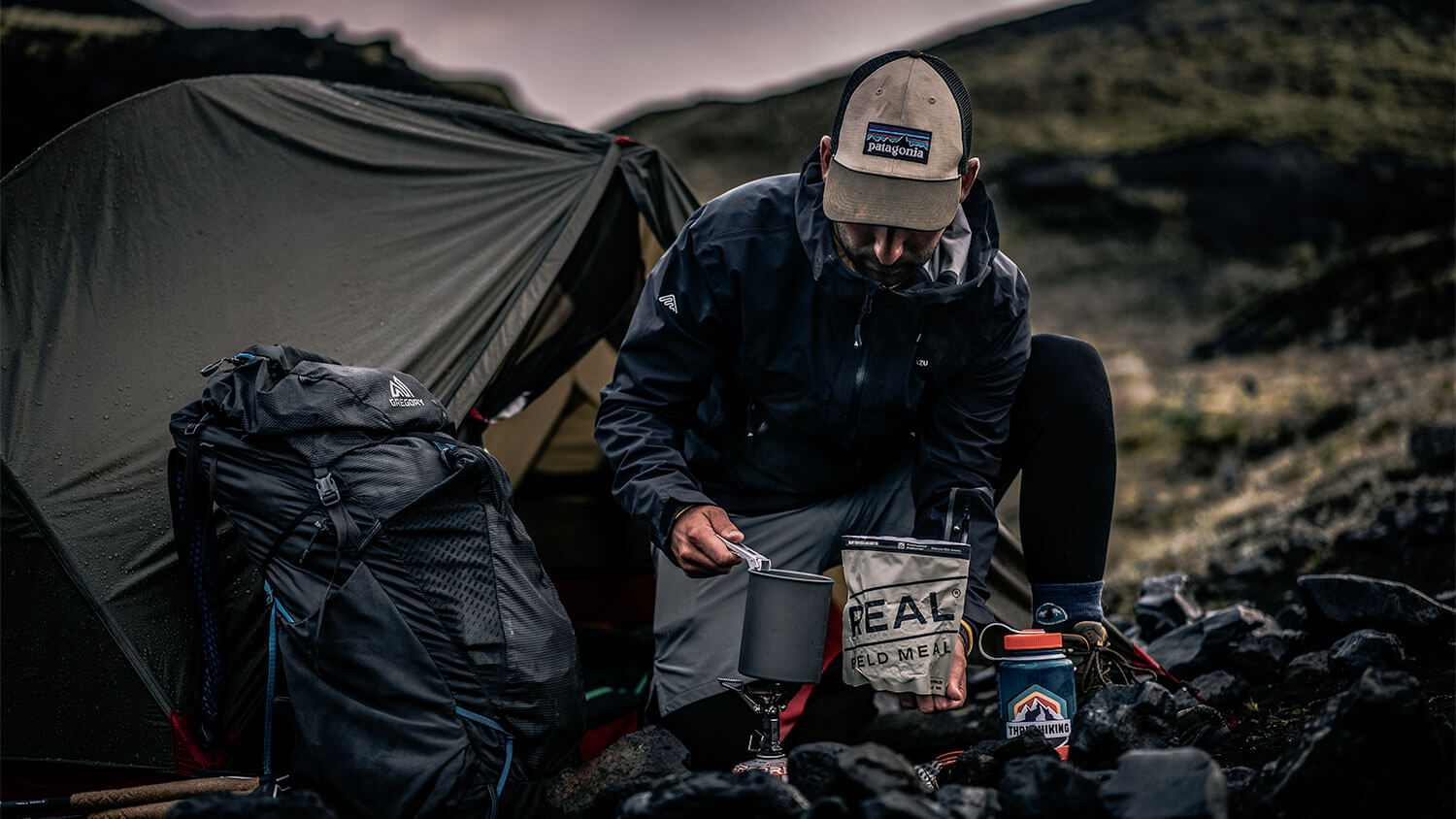 De thru-hiking paklijst voor langeafstandswandelaars