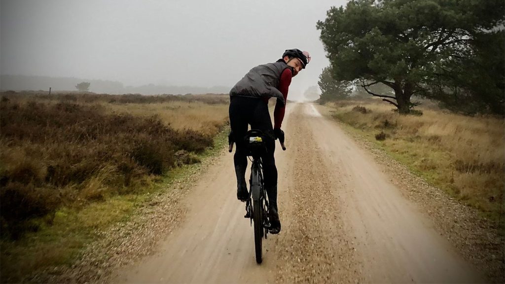 Geld inzamelen op de gravelfiets door Engeland en Schotland voor de Amazone