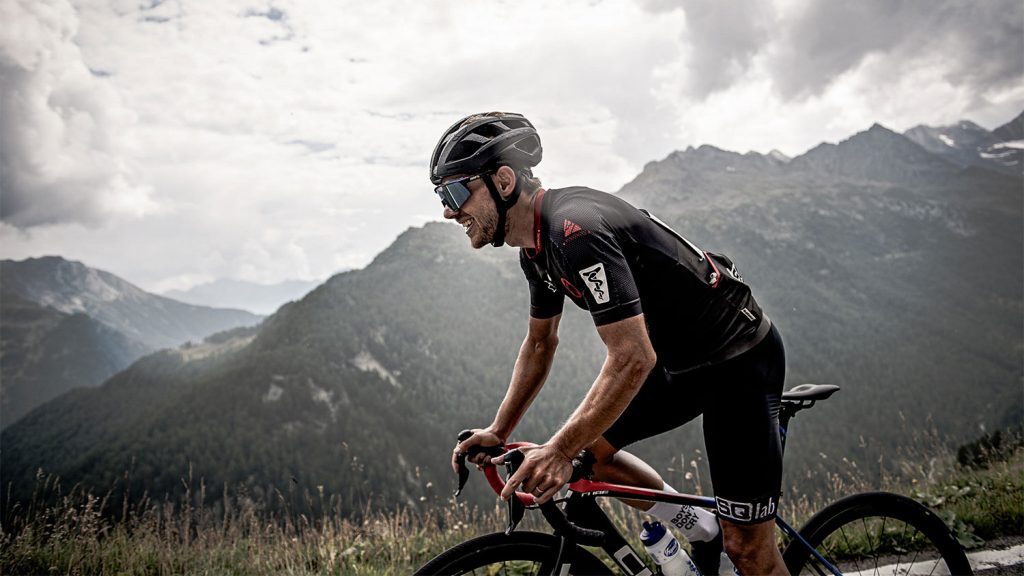 Hoe kies je het juiste zadel voor je mountainbike en racefiets en waarom is ergonomie belangrijk?