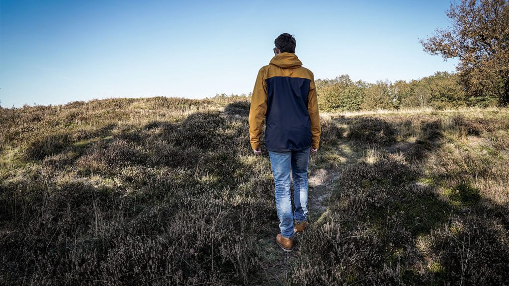 Review: Is het Rab Arc Eco Jacket daadwerkelijk duurzaam en waterdicht?