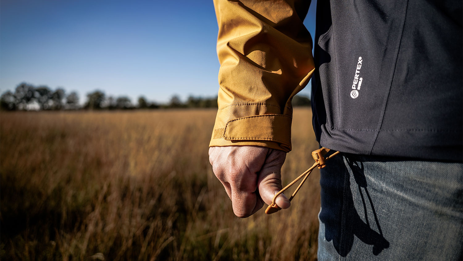 Review: Is het Rab Arc Eco Jacket daadwerkelijk duurzaam en waterdicht?