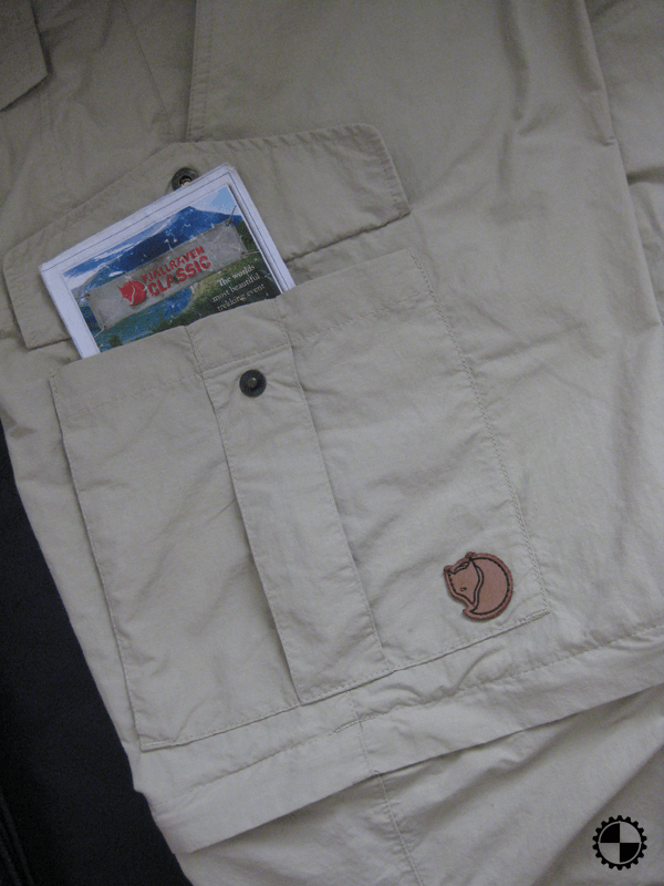 review-fjallraven-karl-zip-trekking-broek-zak-met-kaart