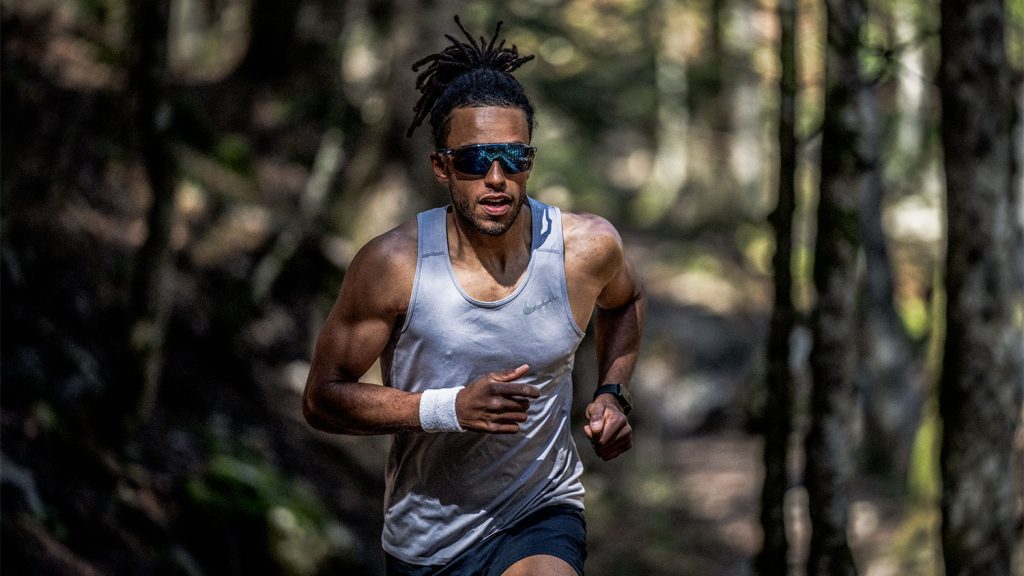 Til je training naar een hoger niveau met de Julbo EVAD.2 connected sportbril