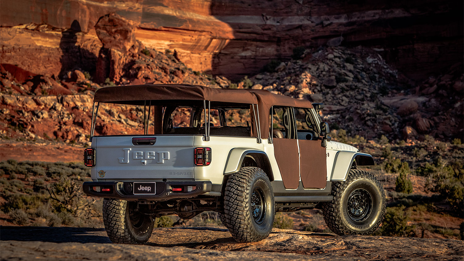 Jeep Convoy Concept: outdoor avontuur met een eerlijke dosis lef