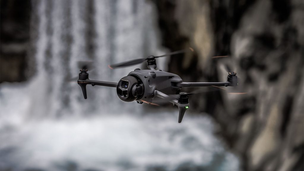 DJI Mavic 4 Pro: Vliegend Zwitsers zakmes met serieuze sensorpower