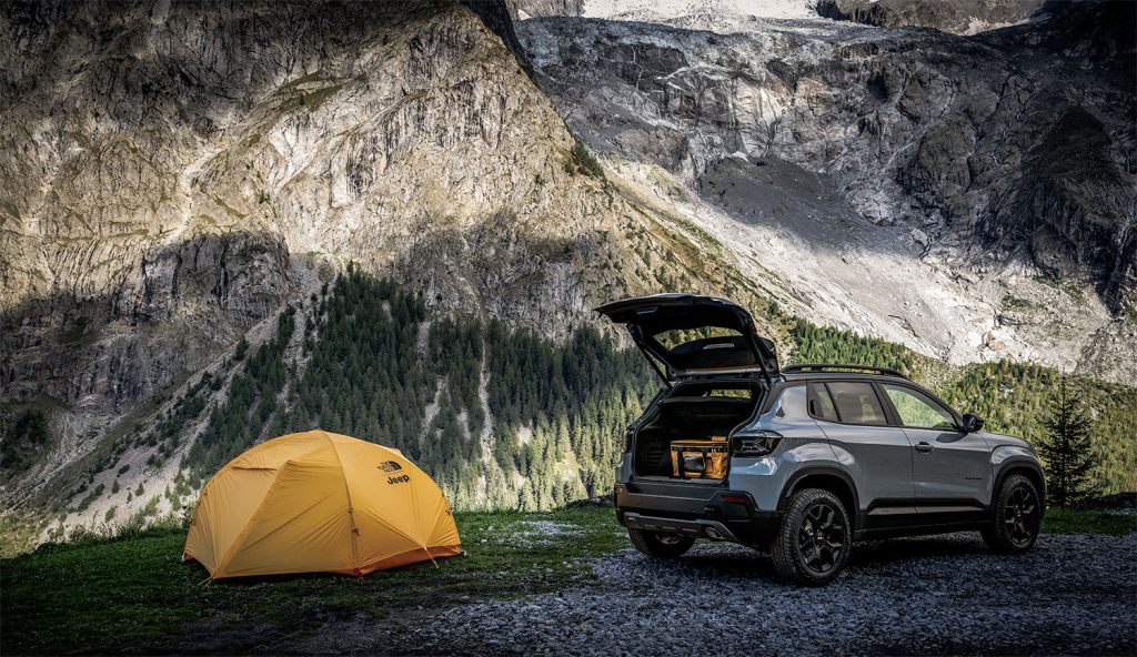 SUV zonder excuses: de Jeep Avenger 4xe toont spierballen in compact formaat