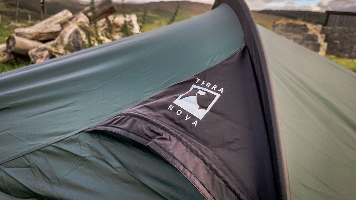 Terra Nova Laser Compact AS: lichtgewicht bunker voor serieuze kampeerders | Review