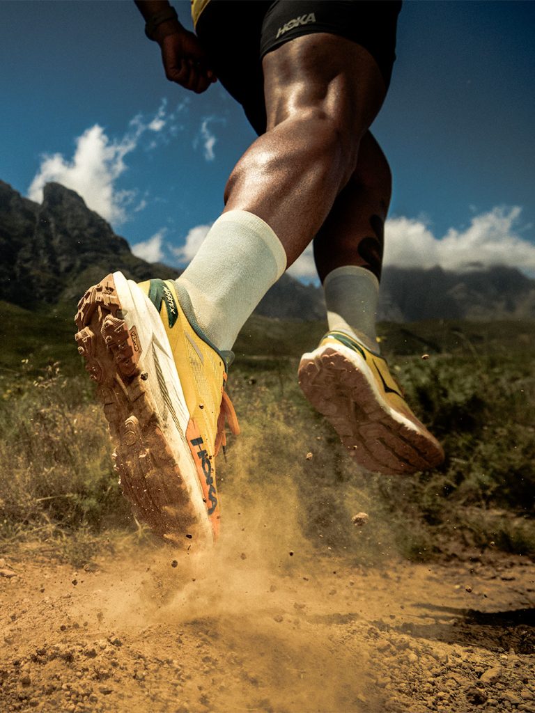 Van berggeit tot raket: de Hoka Mafate X is een trailmonster met finesse