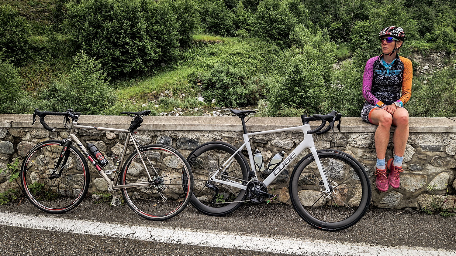 Cube Attain C:62 SLX carbon krachtpatser voor lange klimmen | Review