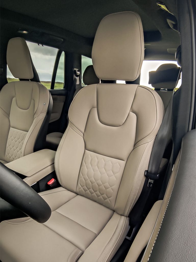 De Volvo XC90 T8 AWD Plug-in Hybrid Ultra is een luxe SUV zonder schreeuwdrang