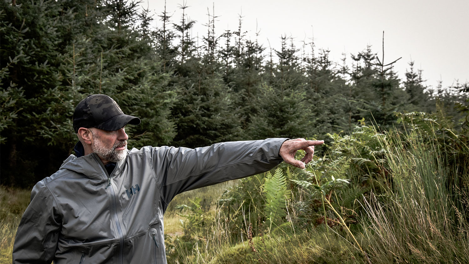 Helly Hansen Momentum de jas die je niet verwacht maar wel nodig hebt | Review