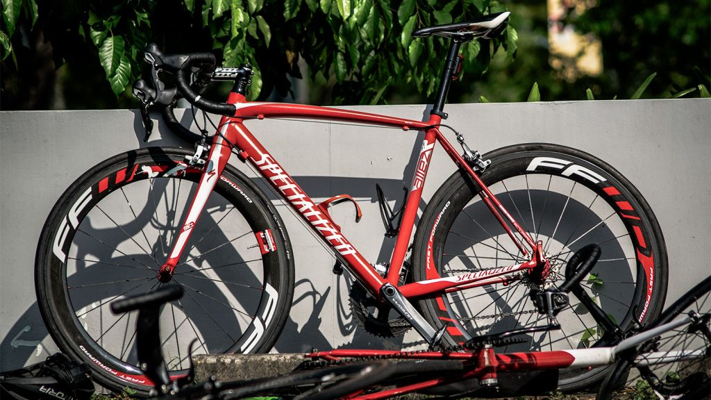 Je route verraadt je voordeur: hoe Strava fietsendieven naar je huis leidt