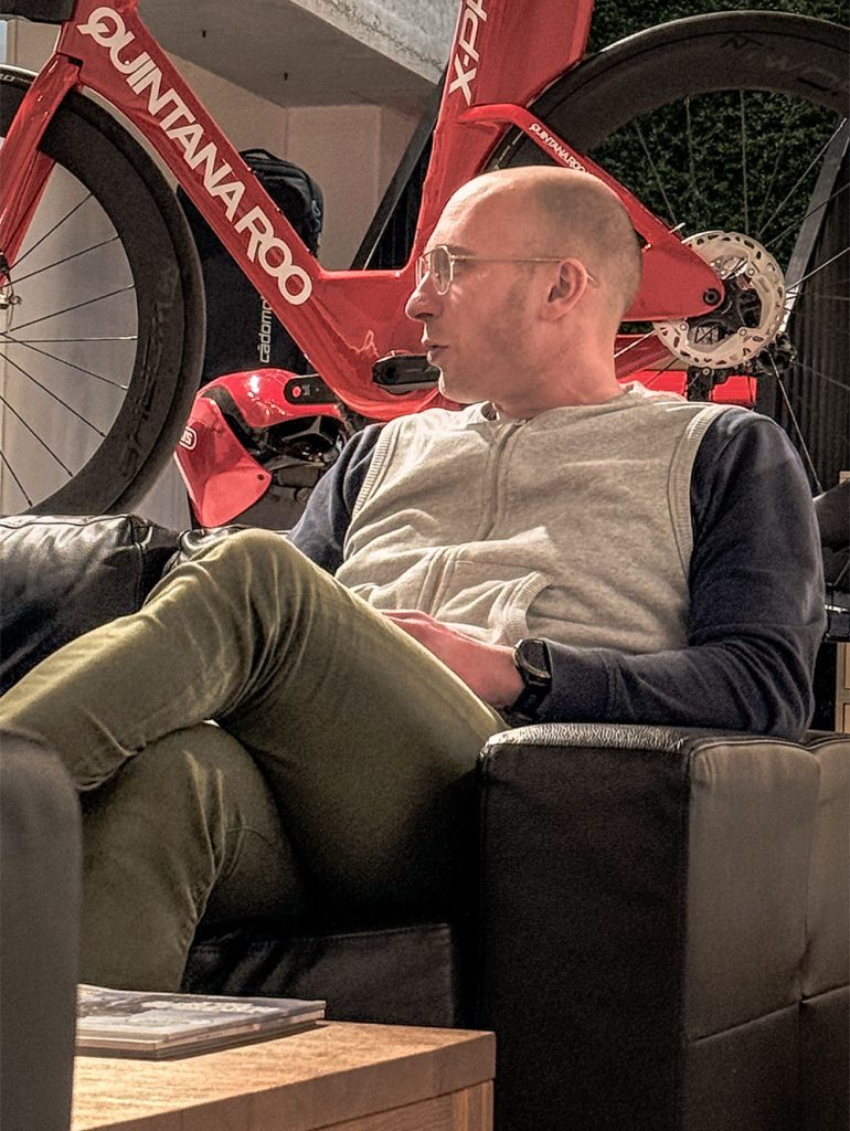 Triat kiest voor scherpte en focus op triatleten