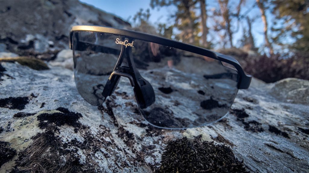 SunGod FORTY2s: van Sabotage Trail tot besneeuwde Gaustatoppen | Review
