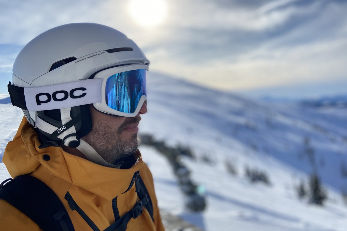 Wear a helmet! : r/skiing
